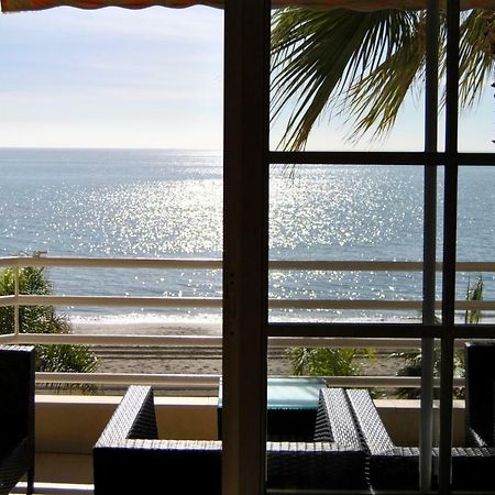 Apartamento Frente Al Mar,Primera Linea Rincón de la Victoria Exteriör bild