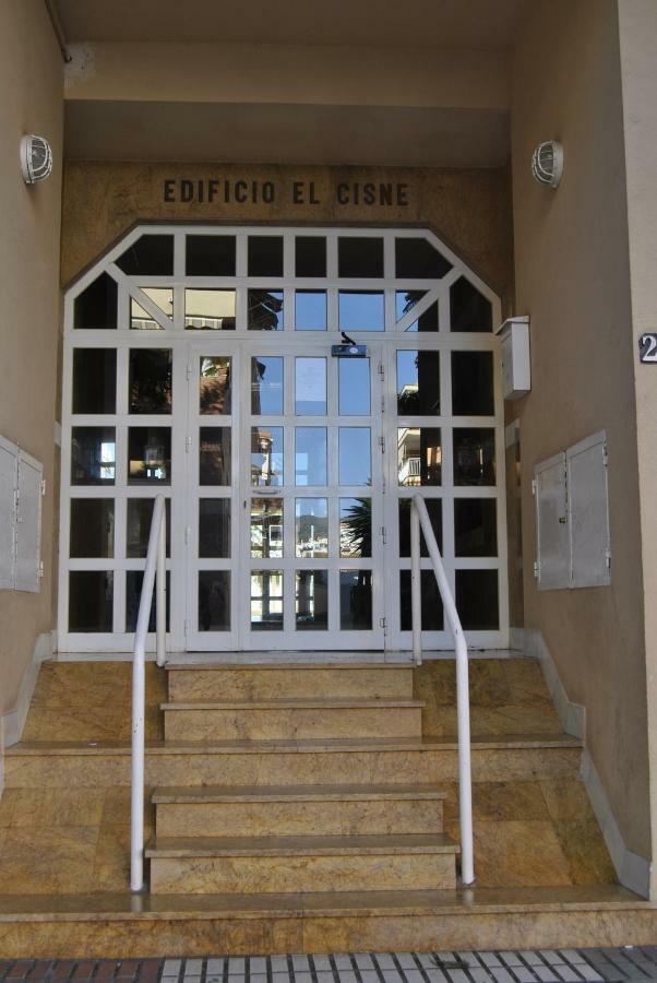 Apartamento Frente Al Mar,Primera Linea Rincón de la Victoria Exteriör bild
