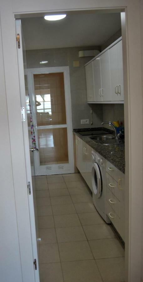 Apartamento Frente Al Mar,Primera Linea Rincón de la Victoria Exteriör bild